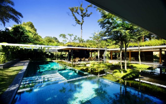 Nhà xanh Cluny House của Guz Architects